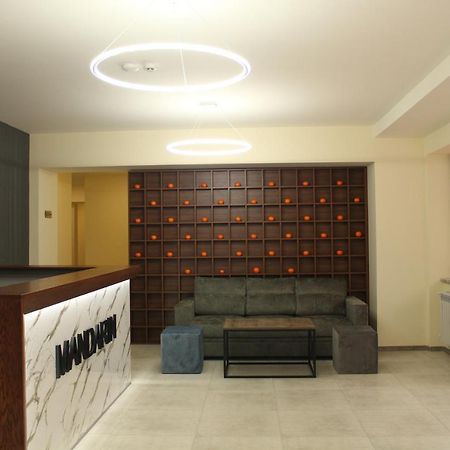 Mandarin Hotel エレバン エクステリア 写真
